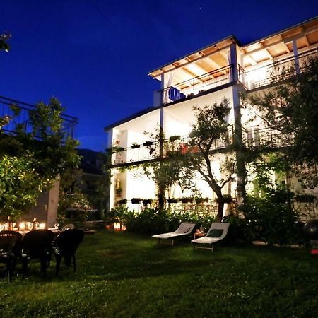 Apartments Rose Kastela Ngoại thất bức ảnh