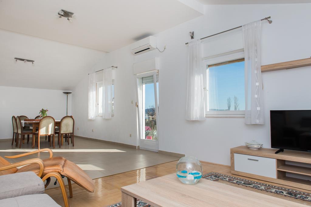 Apartments Rose Kastela Ngoại thất bức ảnh